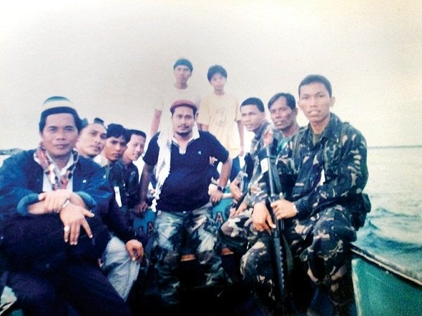 Royal_Sulu Army_Bodyguard_001