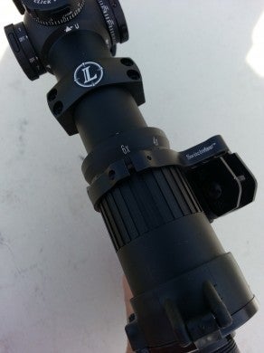 The Switchview at the 3 o'clock position which has the scope at 6x magnification.