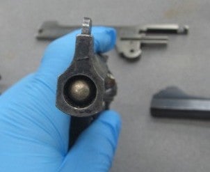 The muzzle end of the same Enfield No.2