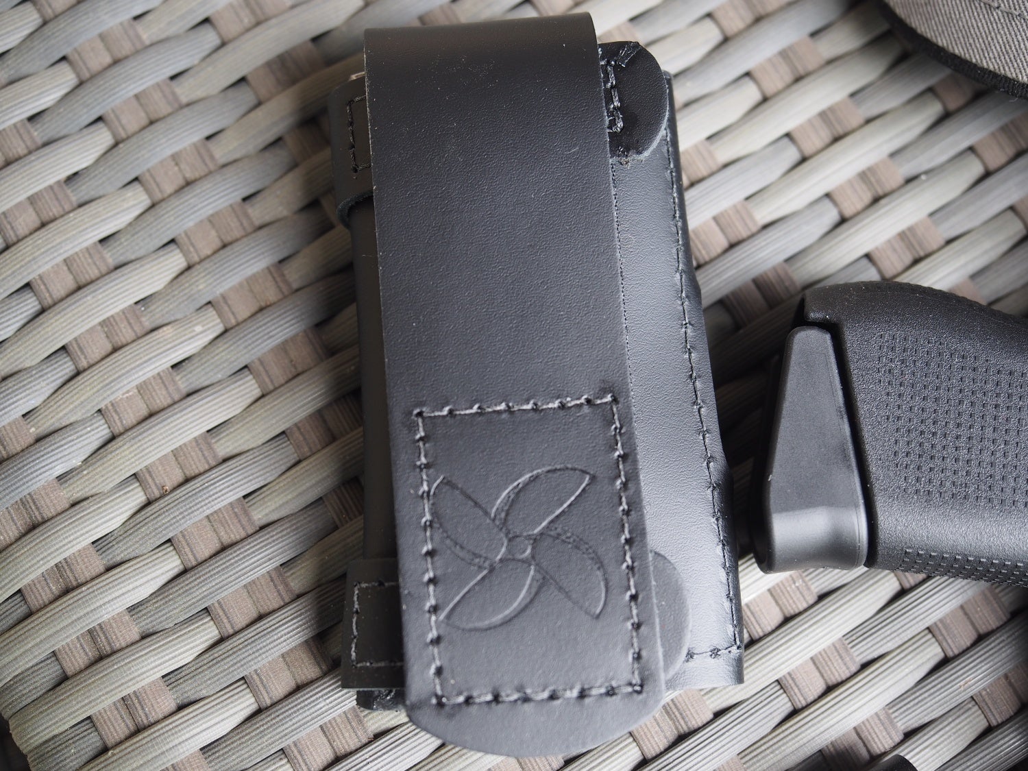 Top of the mag pouch