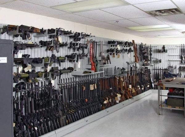 gun-room-shelving-design