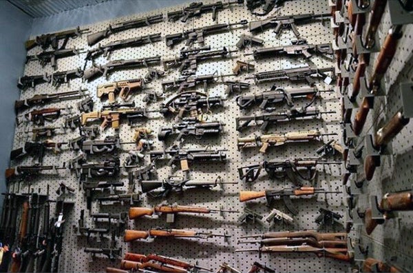 massive-gun-wall-room