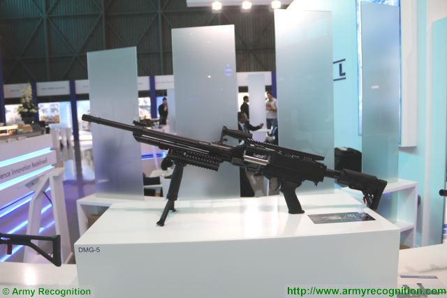 DMG-5_7-62mm_machine_gun_Denel_Land_Systems_AAD_2016_defense_exhibition_South_Africa_001