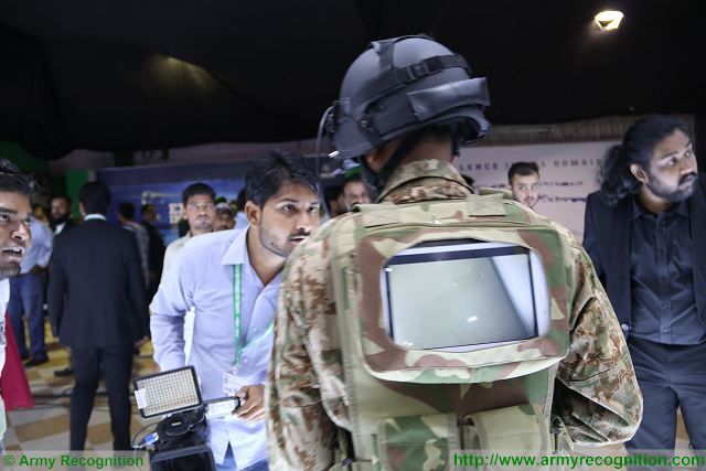 POF_Eye_weapon_system_to_fire_on_corner_IDEAS_2016_Defense_Exhibition_Karachi_Pakistan_640_003