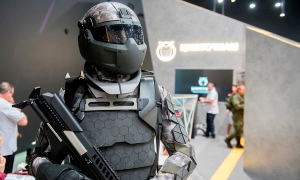 The futuristic next-generation combat suit for human soldiers - YouTube