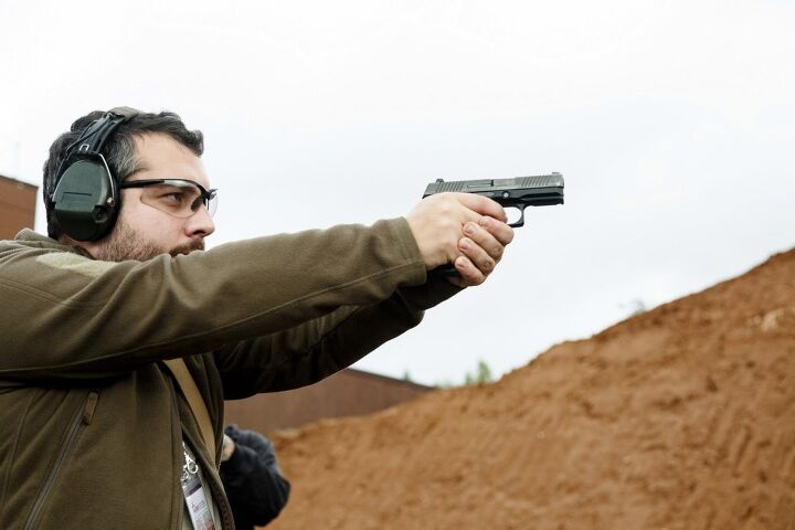 The author with a compact PL-15K pistol