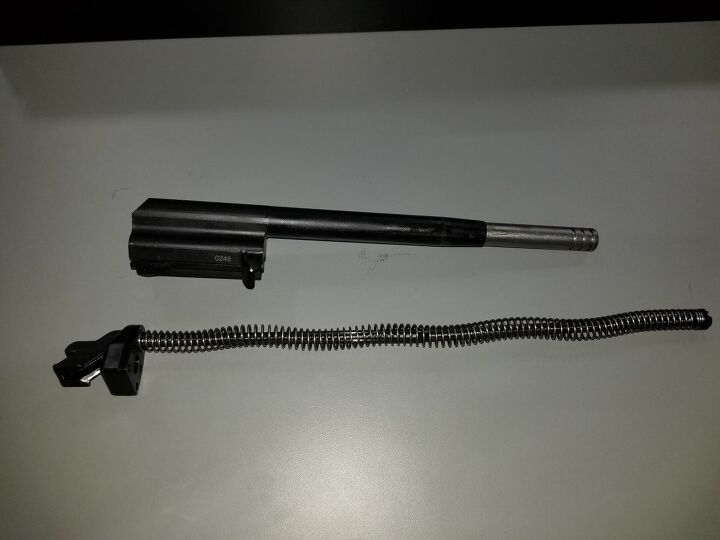 AK-V bolt and recoil spring assembly