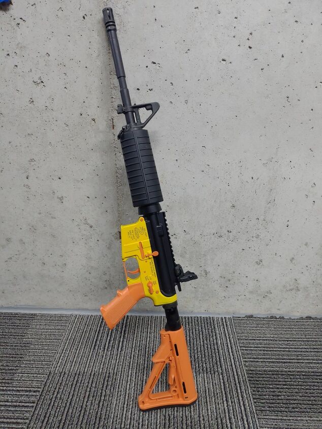 snek themed AR-15 lower