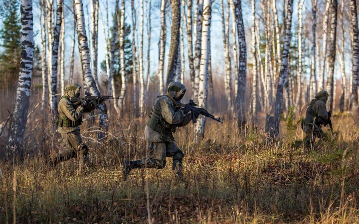 POTD: Russian Snipers in Various Camouflage -The Firearm Blog