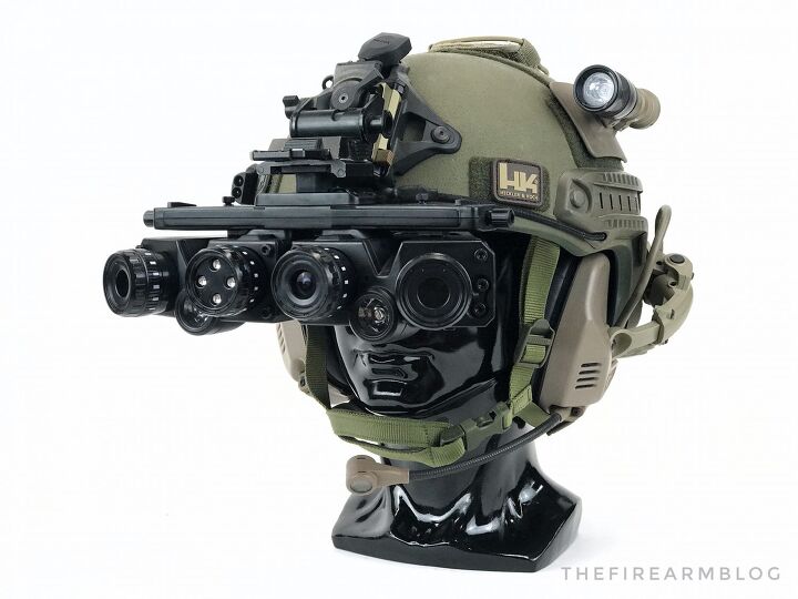 Call of Duty Ghosts Cosplay? (Nvg's are the goggles from the Modern Warfare  Dark Edition.) : r/airsoft