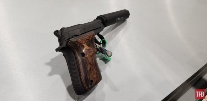 [SHOT 2020] Beretta's 21A Bobcat will Soon Come with a Threaded ...