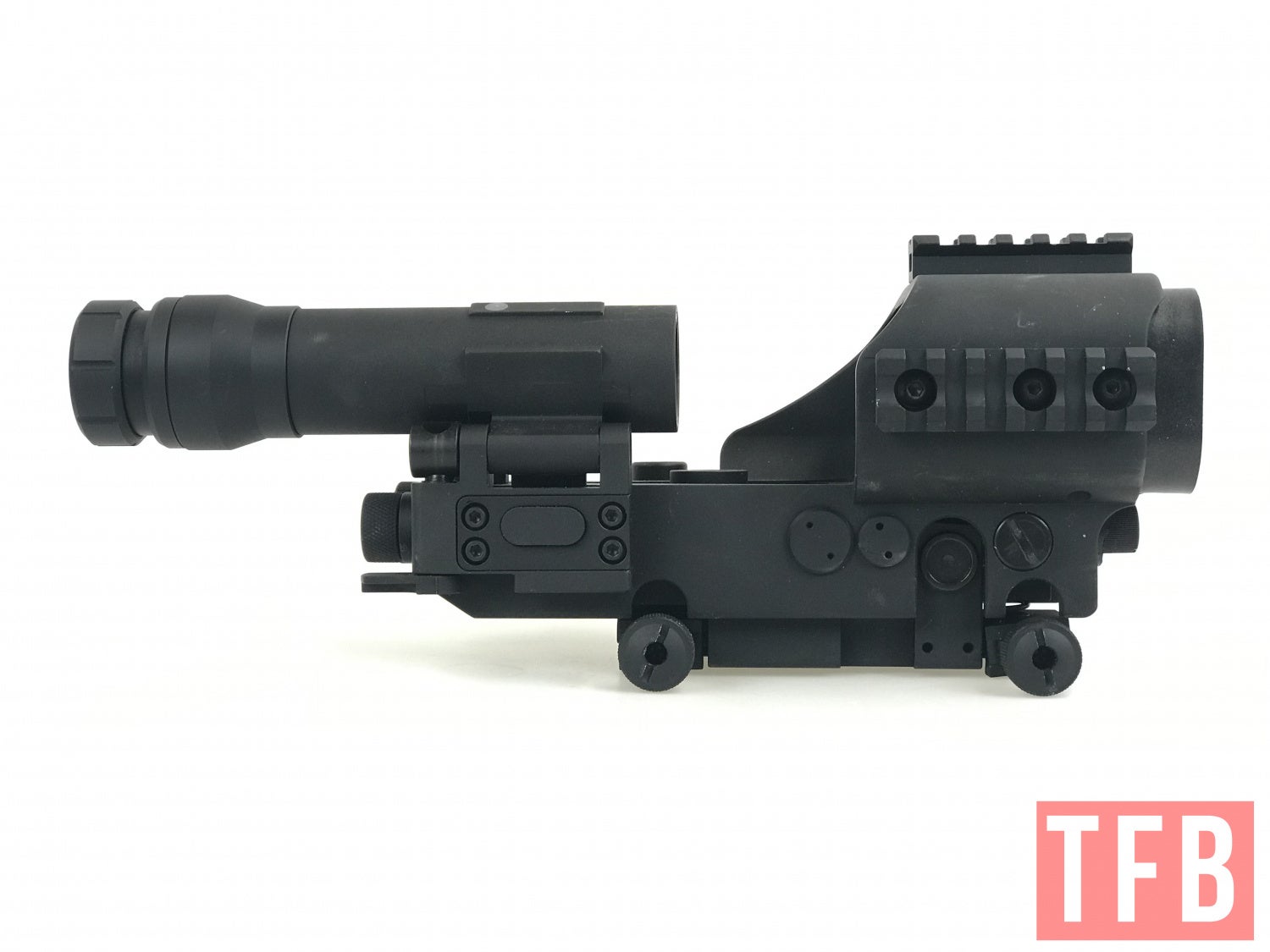 profile shot of the machine gun optic