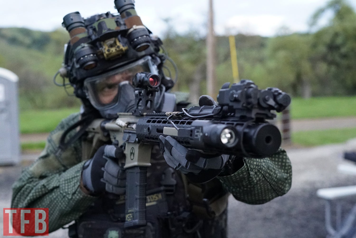 SIG Sauer Folding Visor Stock: How To Shoulder A Rifle With COVID-19 Panic Masks -The Blog