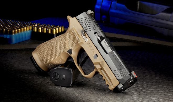 WCP320 CARRY Pistol by Wilson Combat and SIG Sauer (1)