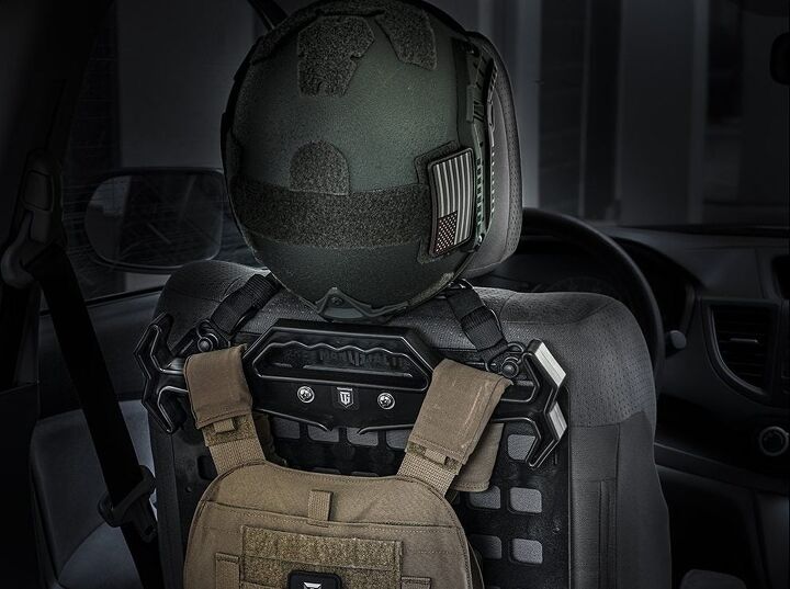 Grey Man Tactical™ Offers Plate Carrier & Helmet Rack