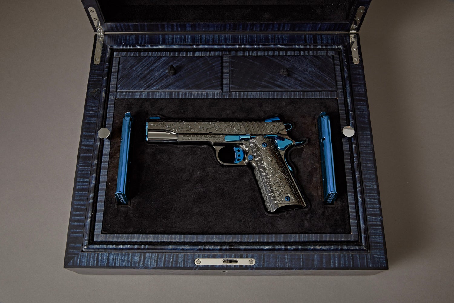 Cabot Guns OAK Custom Collection Blue Scorpion Pistol (5)