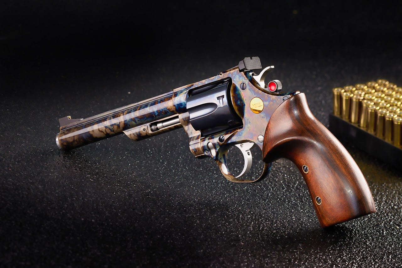 Limited Edition Korth Vintage Revolver (2)