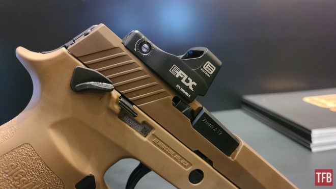 [SHOT 2022] New Pistol and Rifle Optics from EOTECH