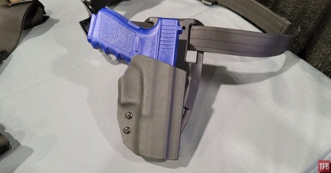 [SHOT 2022] Warne Expands Product Line To Include Holsters