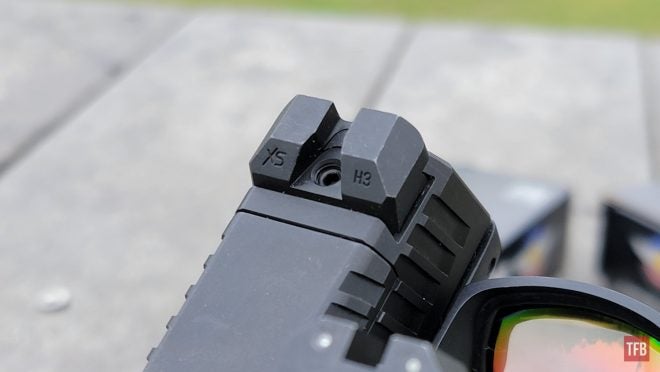 REVIEW: XS Sights R3D Night Sights - Does the Glow Dot Work?