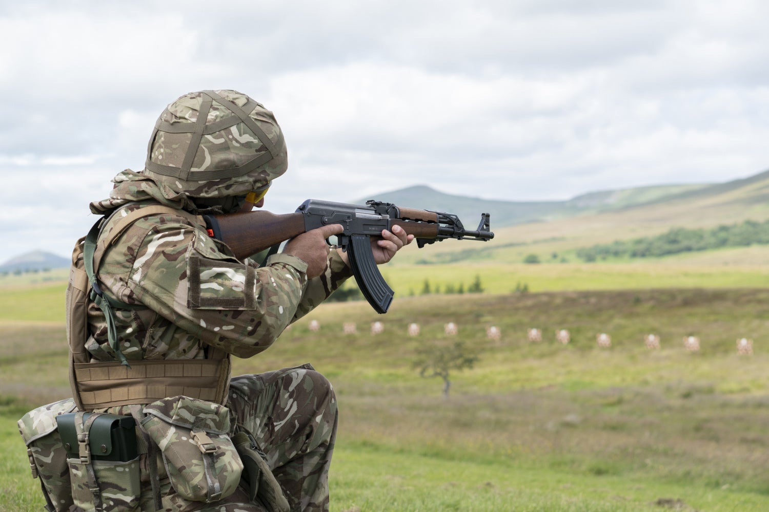 UK Purchases AKs To Train Ukrainian Troops