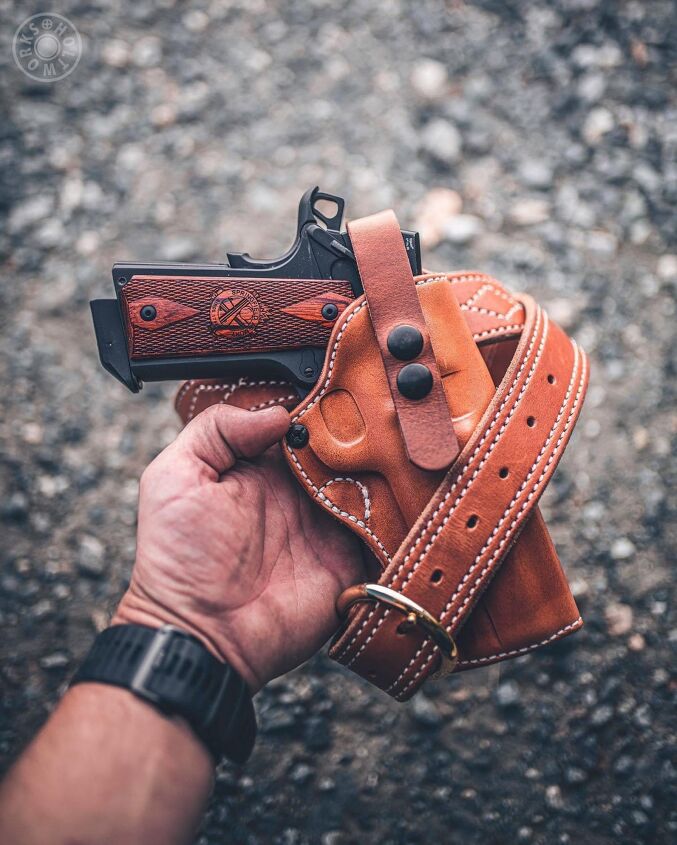 Alaska Hunter Hip Holster, a leather gun holster designed to work, Diamond  D Custom Leather