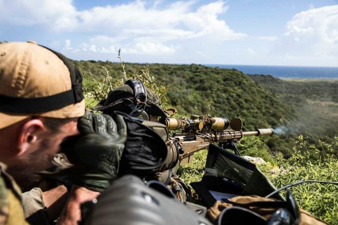 POTD: Netherlands Marine Corps Snipers in Curaçao