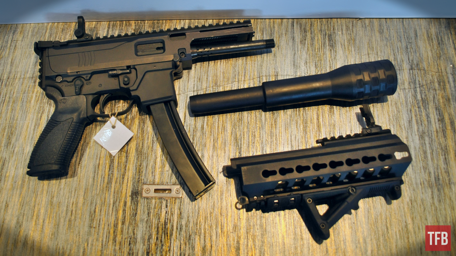 Caracal CMP9 SD disassembled