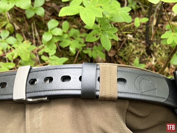 Kore Essentials | Nylon Web Straps to Keep The Tip of Tactical Belt Tucked in Gray