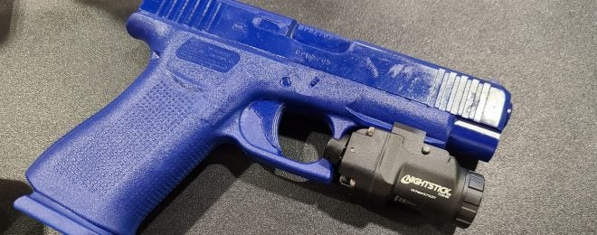 [SHOT 2023] New Nightstick Weapon Lights For Micro 9 Pistols, Full Size Guns