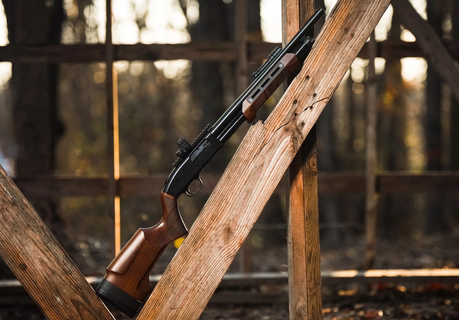 WOOX Introduces the Gladiatore Furniture for Mossberg Pump Shotguns