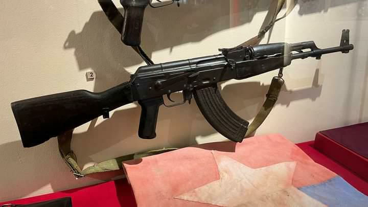 Romanian AK in the Vietnamese Military History museum in Hanoi. Photo courtesy of cabbage.gun.blog: https://www.instagram.com/p/CrvxlPxvdrM/
