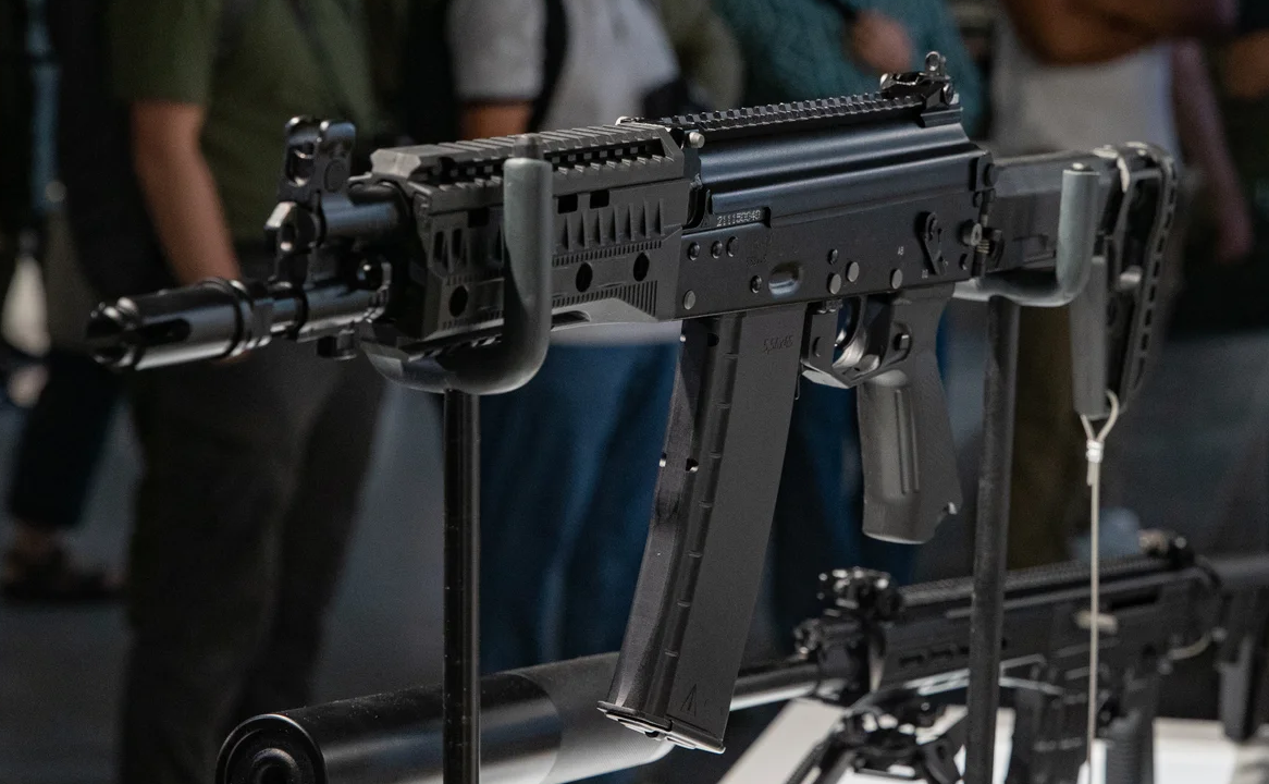 AK-19 Compact (1)